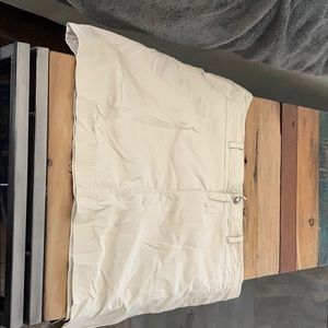 Eddie Bauer skort